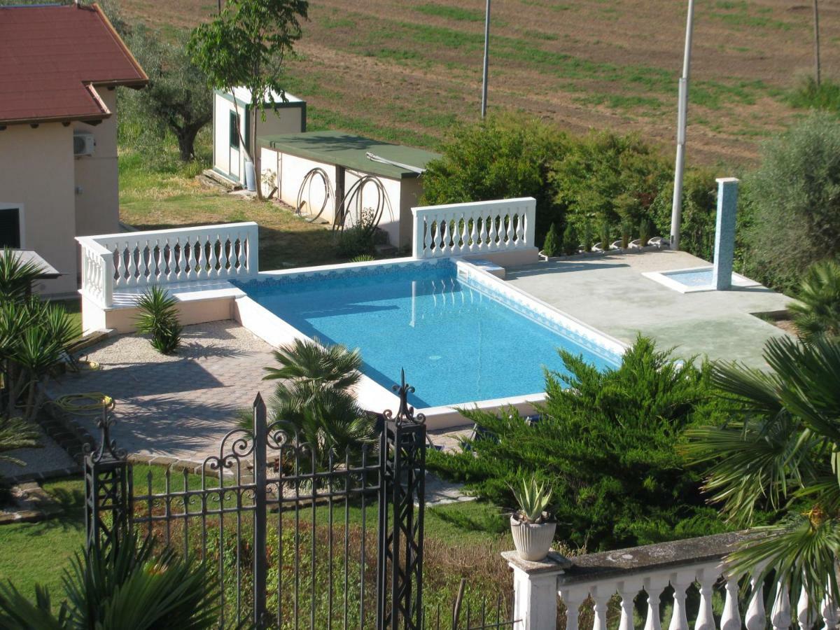 Residence Il Villaggio Del Re Corropoli Εξωτερικό φωτογραφία