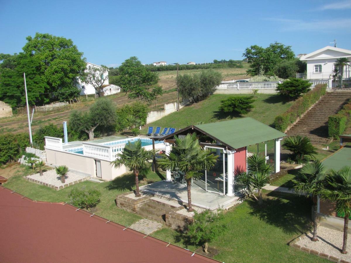 Residence Il Villaggio Del Re Corropoli Εξωτερικό φωτογραφία